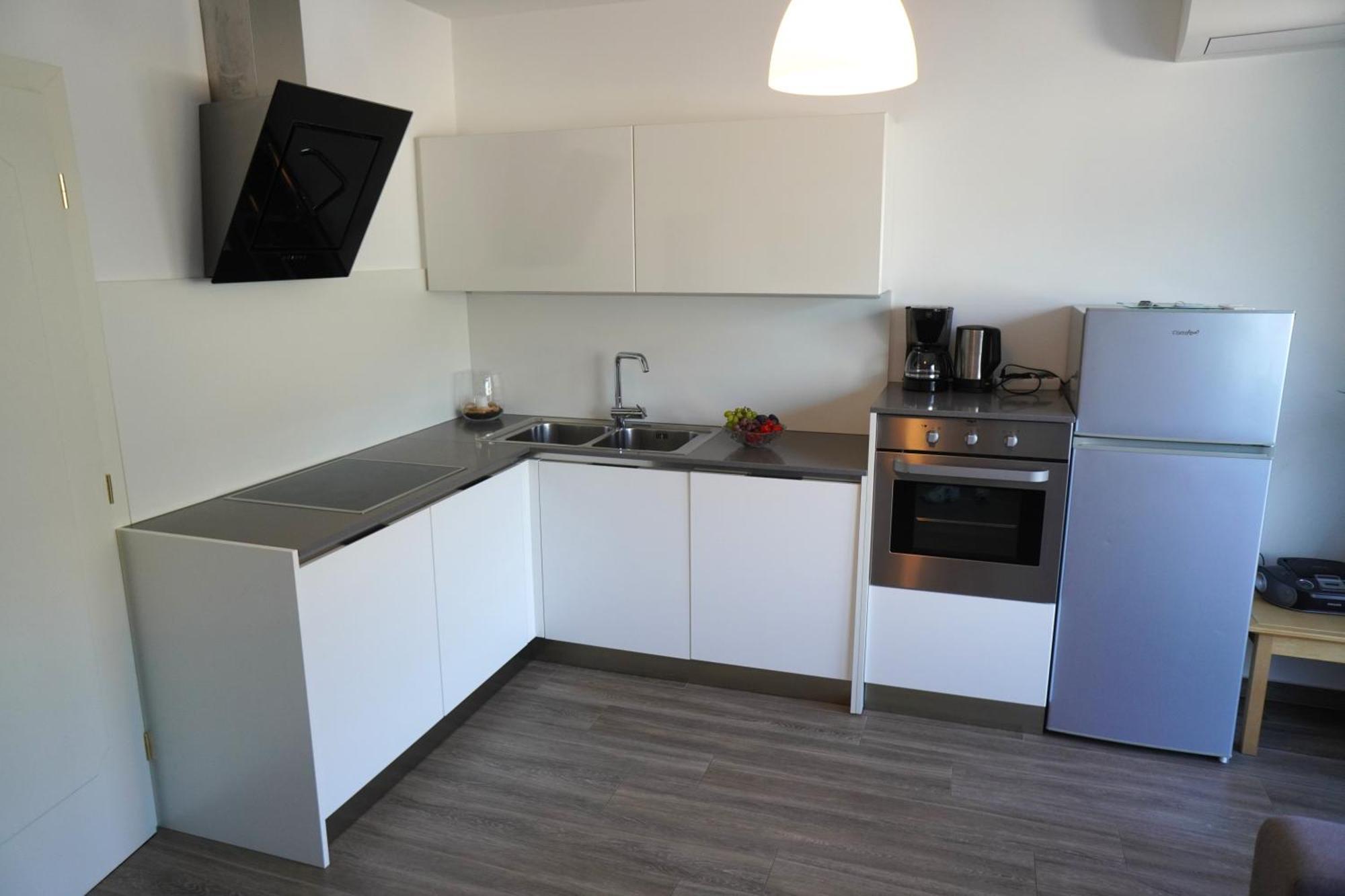 Apartment Roma Merano Bagian luar foto