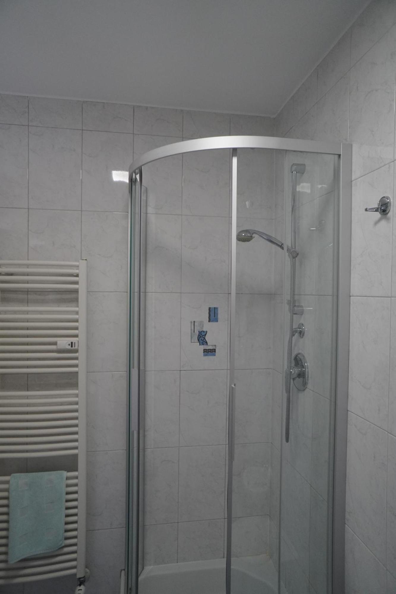 Apartment Roma Merano Bagian luar foto