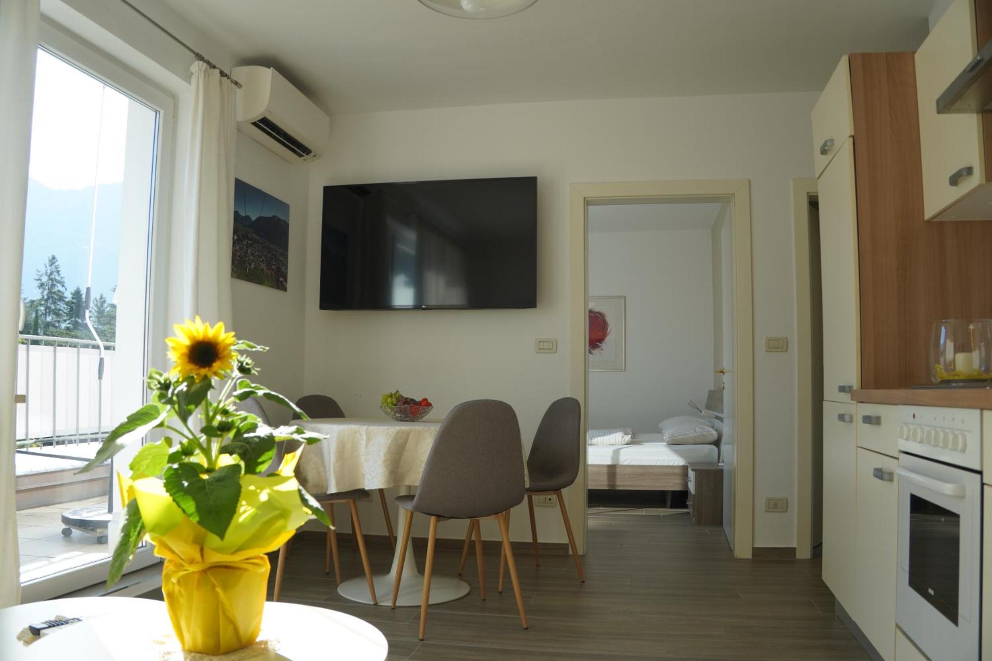 Apartment Roma Merano Bagian luar foto