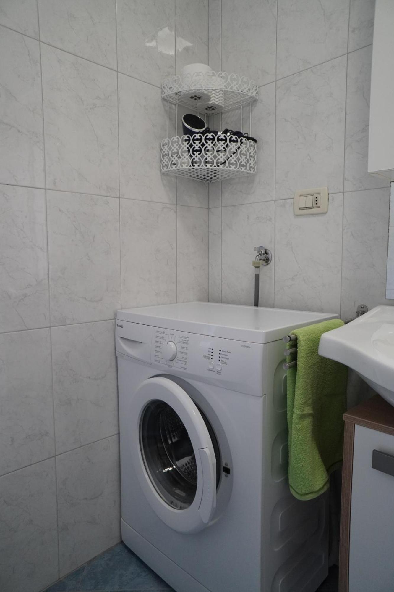 Apartment Roma Merano Bagian luar foto